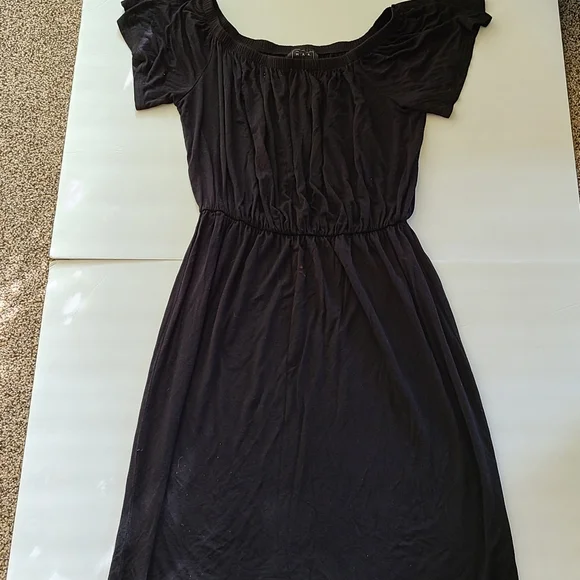 One Market Dresses | One Market Large Black Cap Sleeve Midi Dress Boho Flowy Pretty | Color: Black | Size: L | Kbuckmaster16's Closet